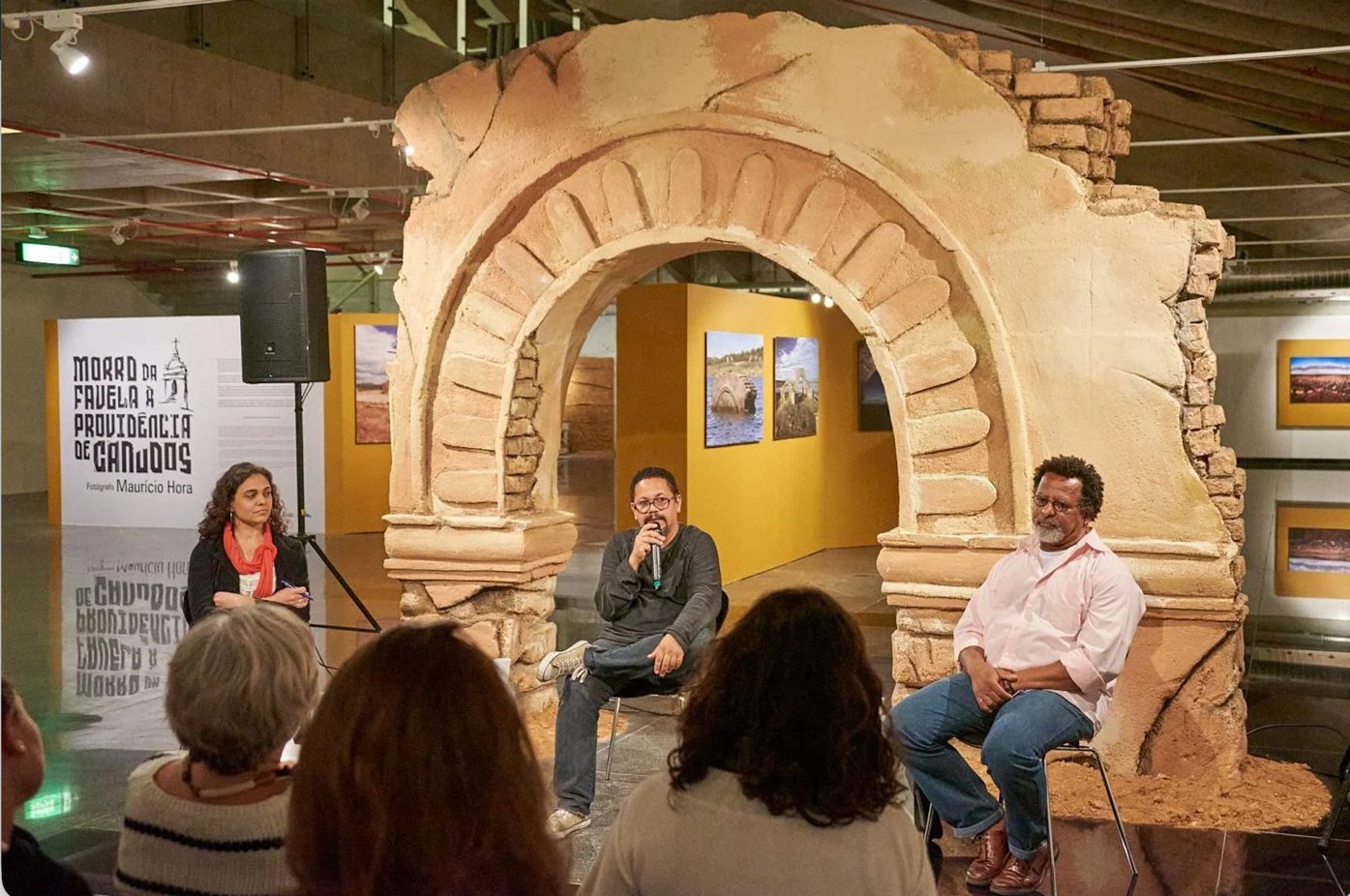 EXPOSIÇÃO MORRO DA FAVELA À PROVIDÊNCIA DE CANUDOS